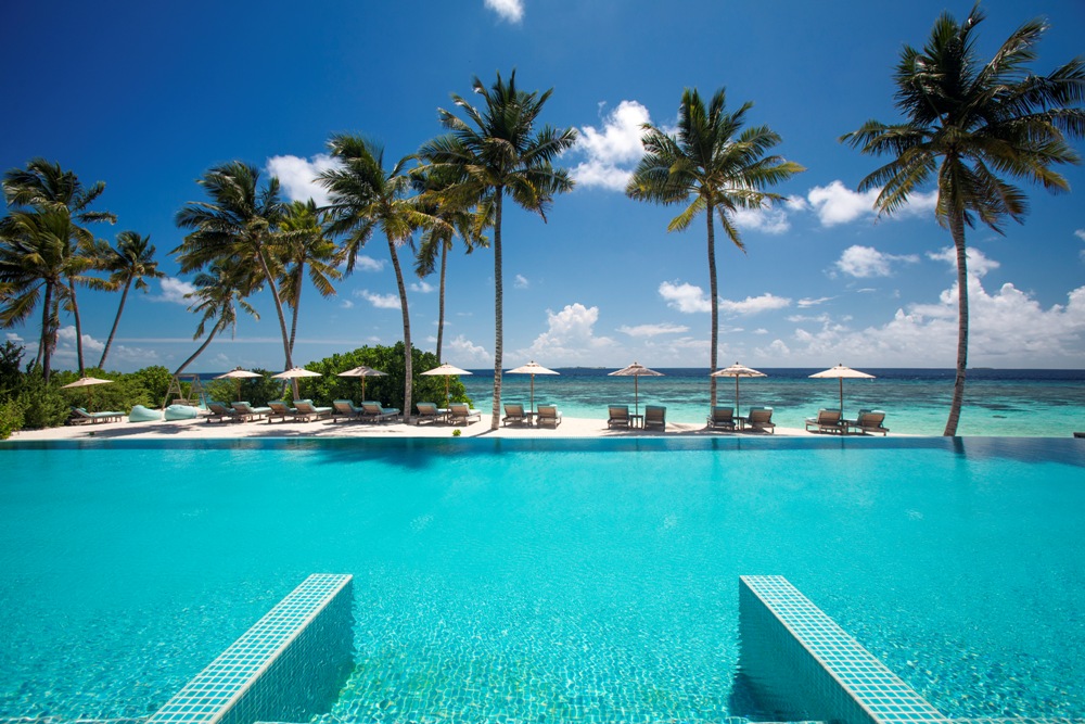 content/hotel/Loama Hotels and Resorts/Pool & Beach/Loama-PoolBeach-05.jpg